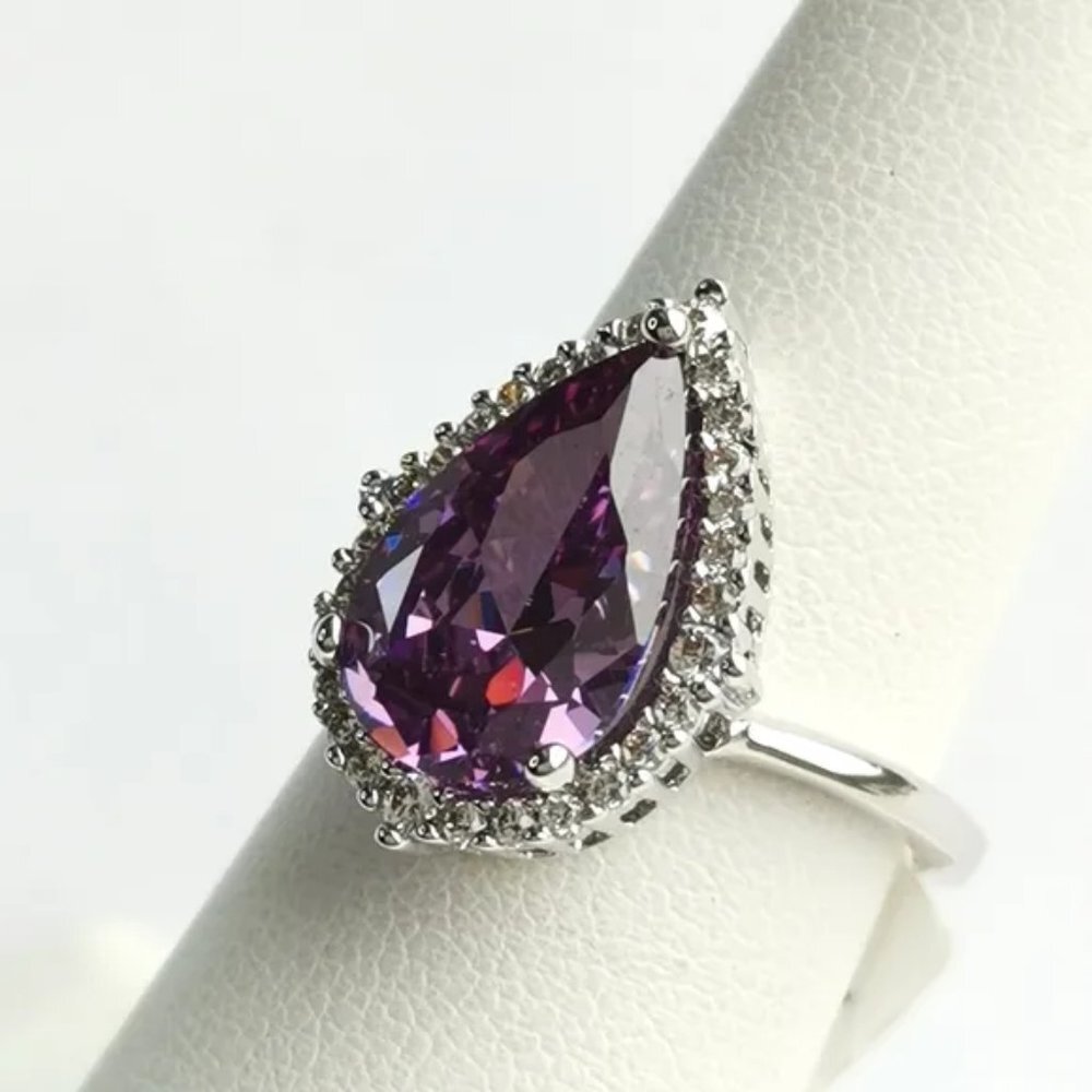 Teardrop pear cut Amethyst cz halo cz ring size 6 🆕 - Picture 5 of 5
